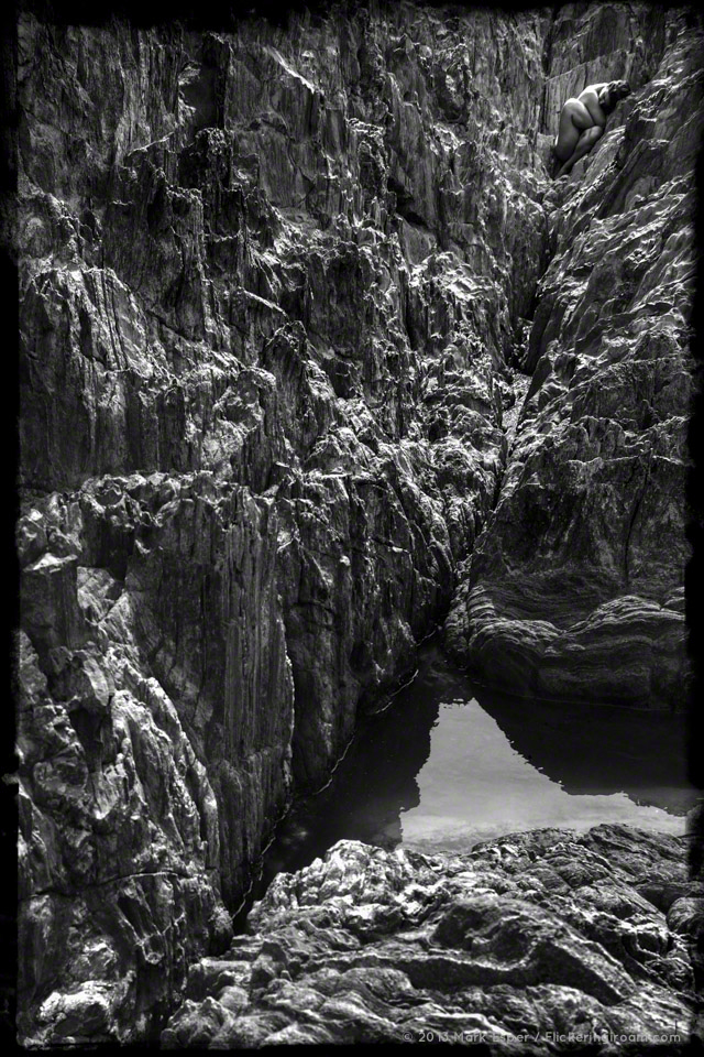 Art Nude Photography on The Rocks in Colioure, France - Flickering I Roam
