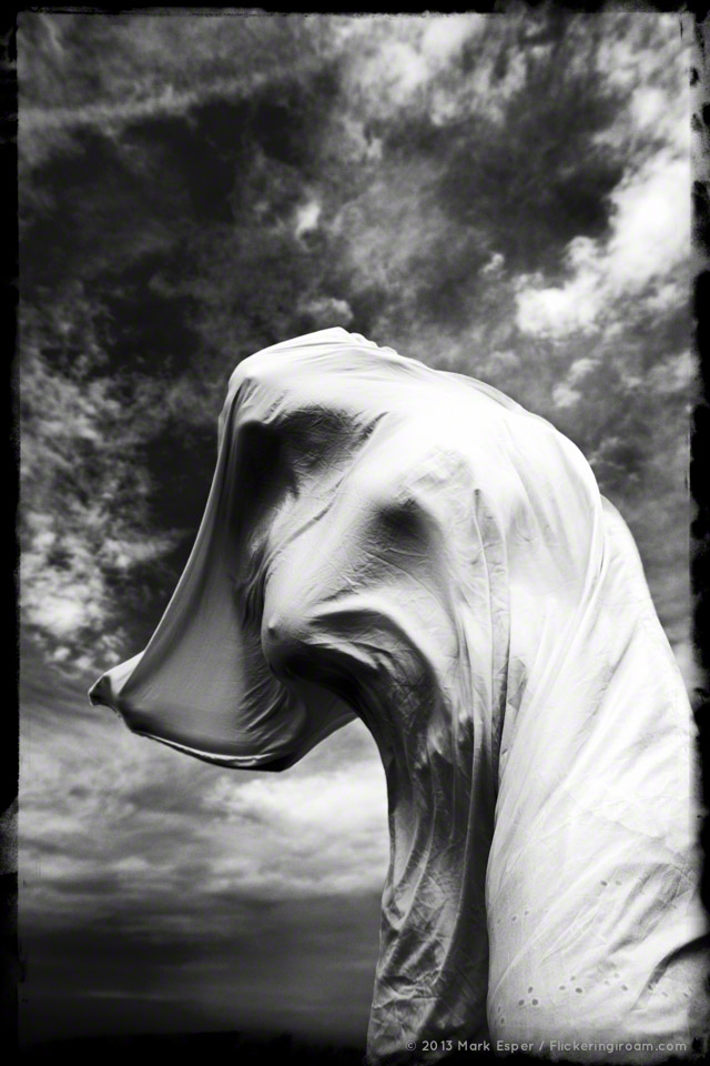 Art Nude Photography of Silk Shapes in Colioure - Flickering I Roam...